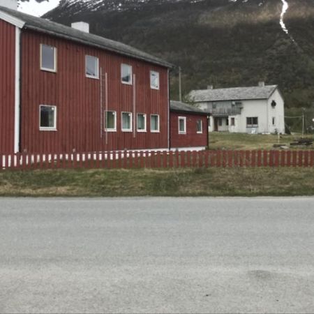 Lyngenfjord Gammelhotell Olderdalen Εξωτερικό φωτογραφία