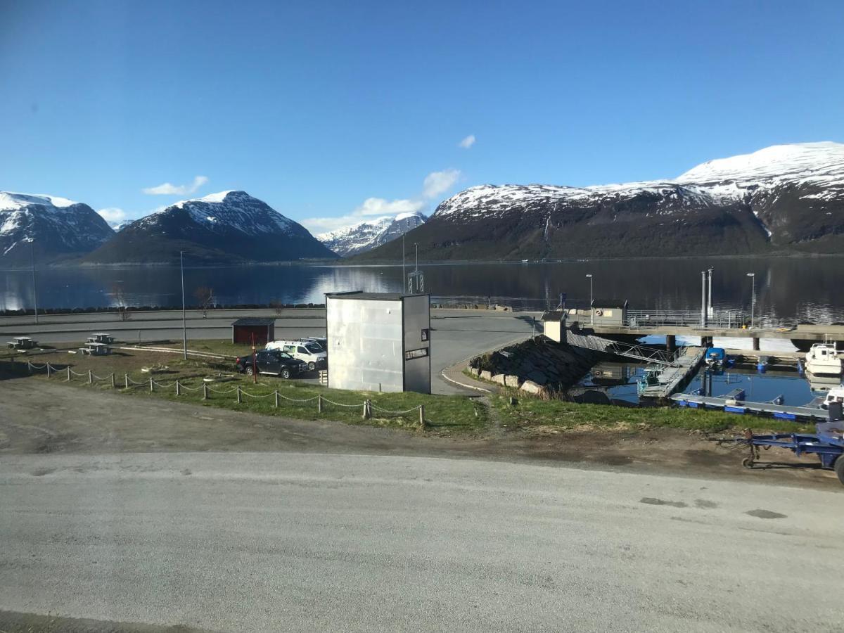 Lyngenfjord Gammelhotell Olderdalen Εξωτερικό φωτογραφία